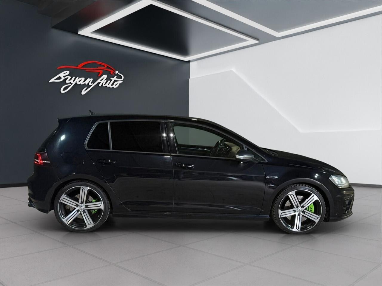 Volkswagen Golf R 2.0 DSG 5p. 4MOTION