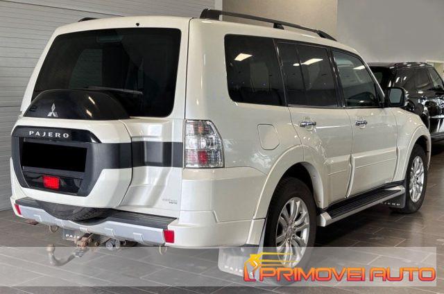 MITSUBISHI Pajero 3.2 DI-D 16V aut. 5p.