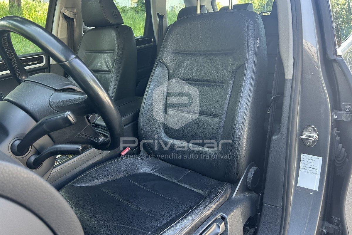 VOLKSWAGEN Touareg 3.0 TDI tiptronic BlueMotion Technology Executive