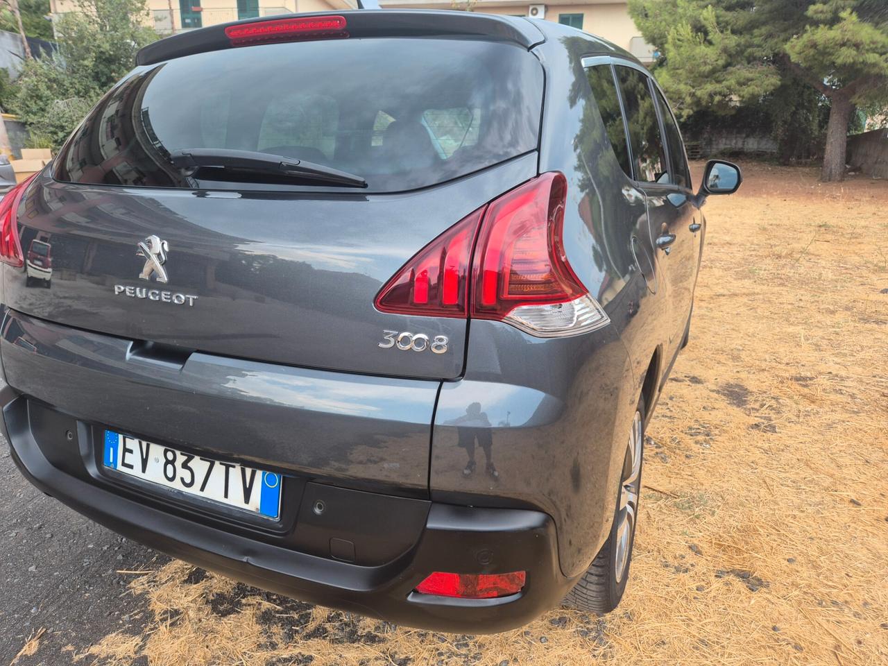 Peugeot 3008 1.6 HDi 115CV Business