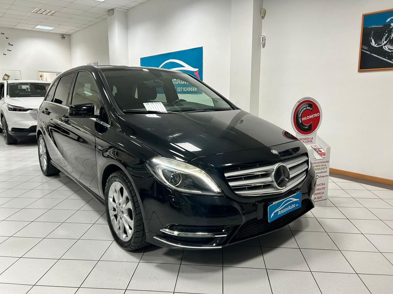 Mercedes-benz B 180 d 2012