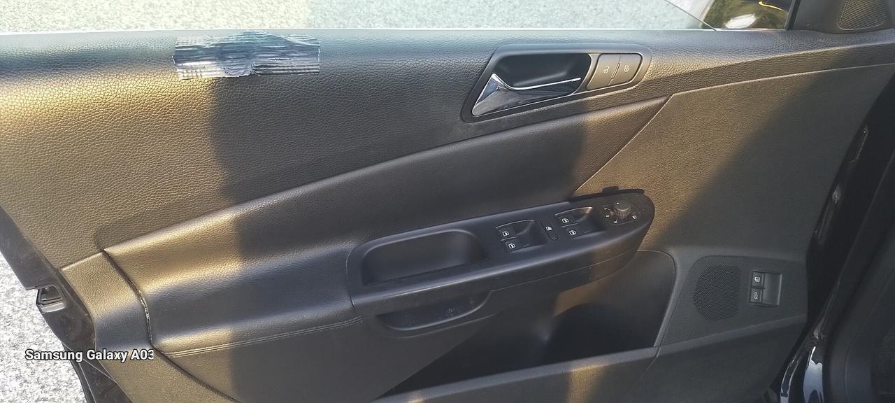 Volkswagen Passat 2.0 TDI DPF Var. Highline