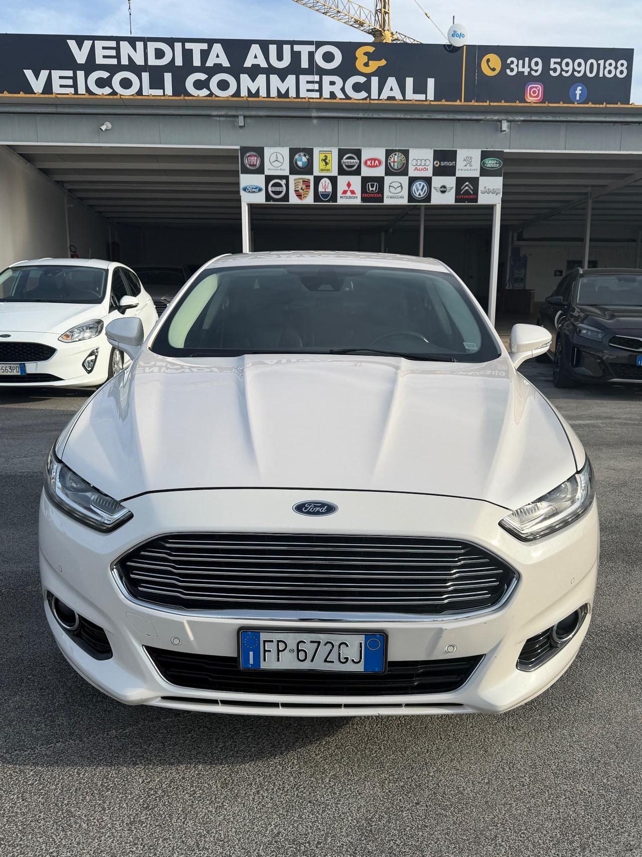 Ford Mondeo Full Hybrid 2.0 187 CV eCVT 4 porte Titanium Business
