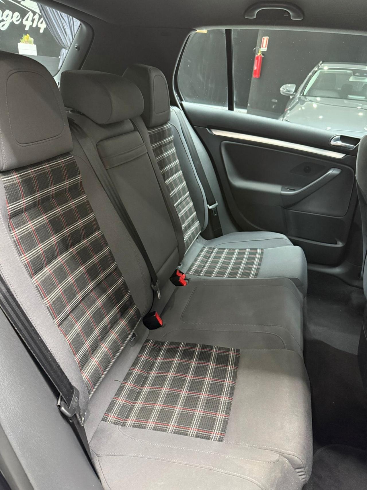 Volkswagen Golf GTI 2.0 16V FSI 5p. Sportline