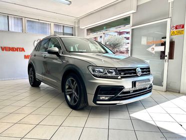 VOLKSWAGEN Tiguan 1.4 TSI Sport R-LINE BMT