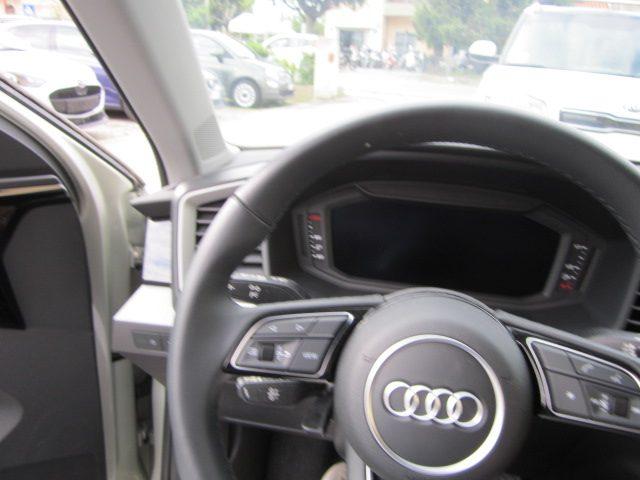 AUDI A1 30 TFSI S tronic Business cerchi 17"