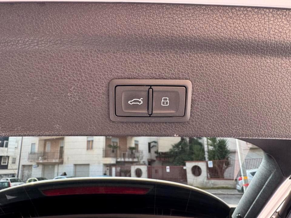 AUDI Q3 SPB 35 TDI S-TRONIC S-LINE 150 CV. TETTO APRIB.