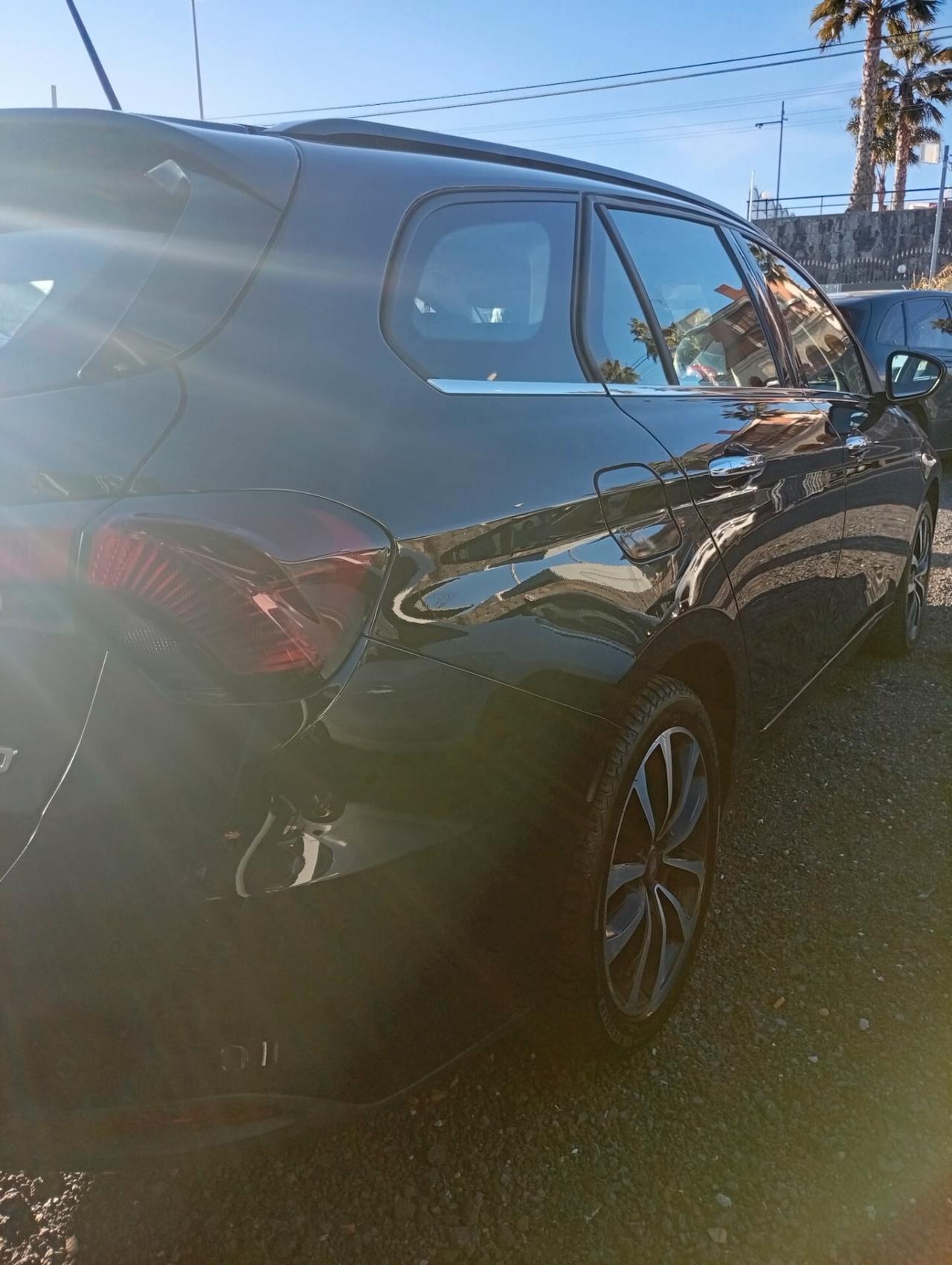 Fiat Tipo 1.6 Mjt S&S DCT SW S-Design