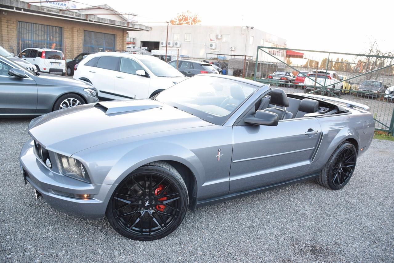 Ford Mustang GT - CABRIO 4.0 213CV GPL AUTOM. PELLE CRUISE BT CAM