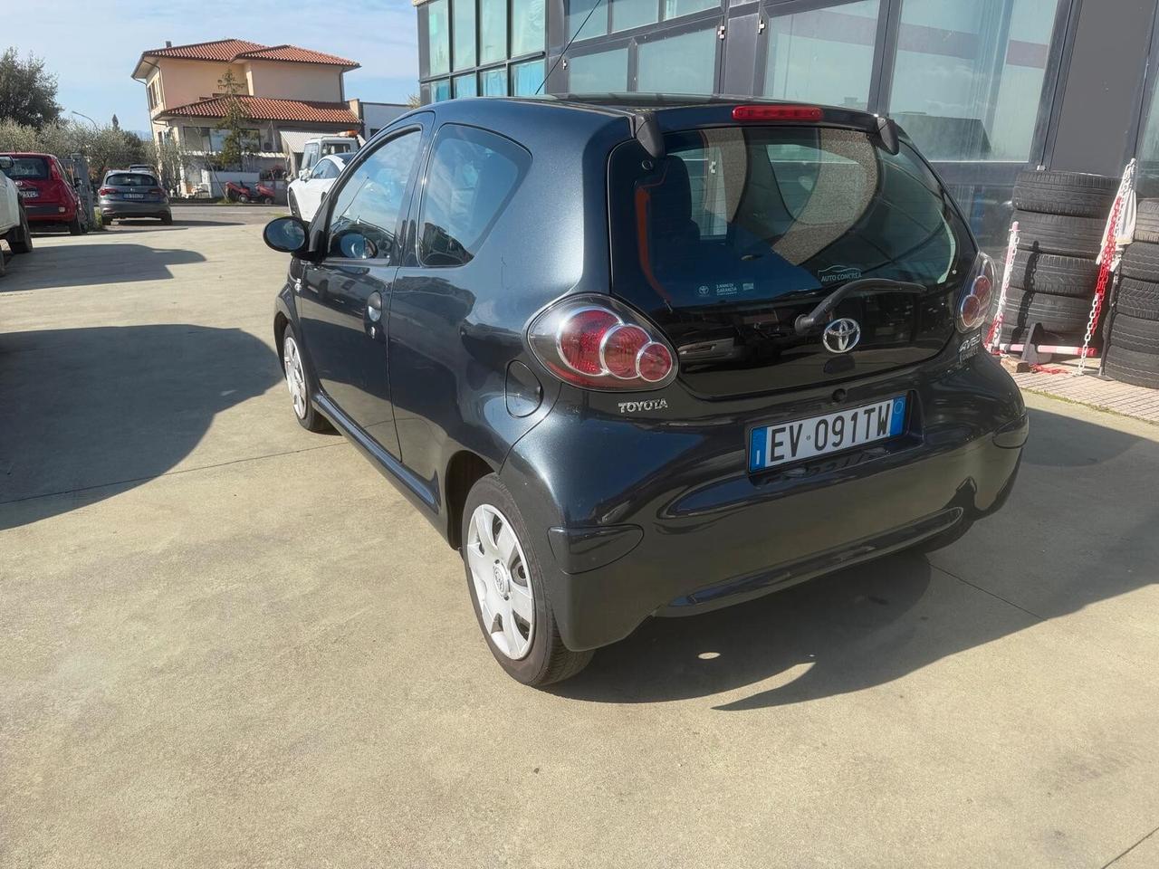 Toyota Aygo 1.0 12V VVT-i 3 porte Active Connect