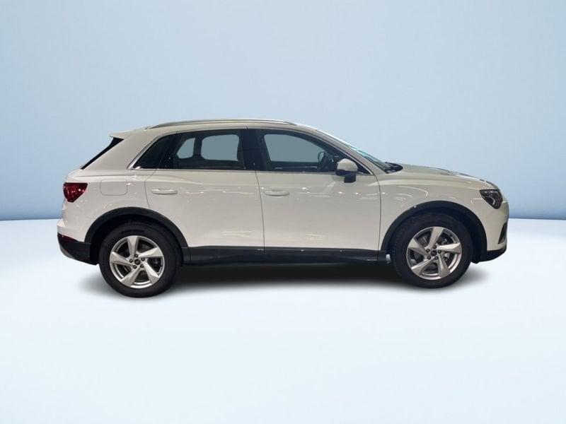 Audi Q3 35 1.5 TFSI BUSINESS ADVANCED S-TRONIC