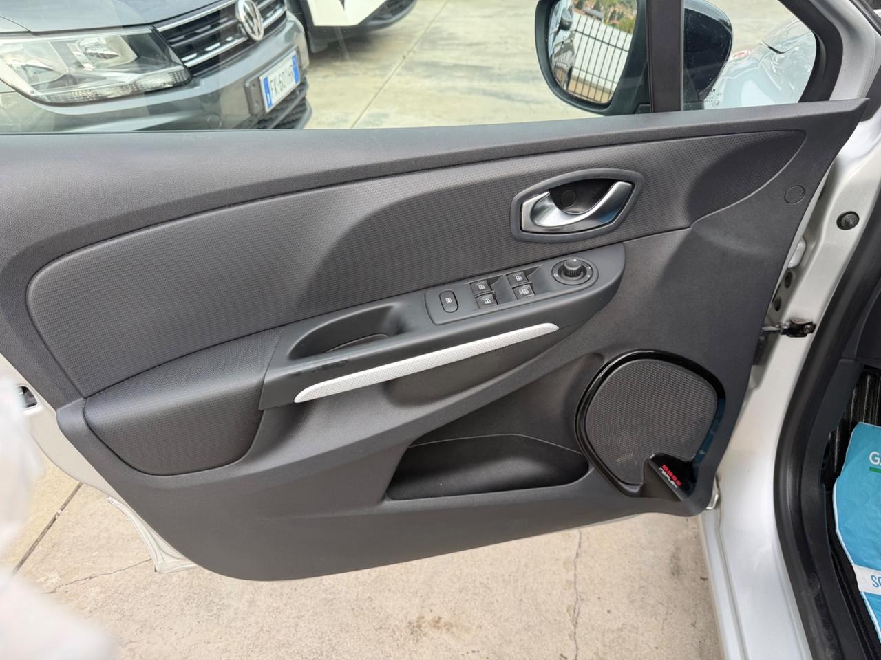 RENAULT CLIO 1.5dCi 90CV DUEL / 120.000KM
