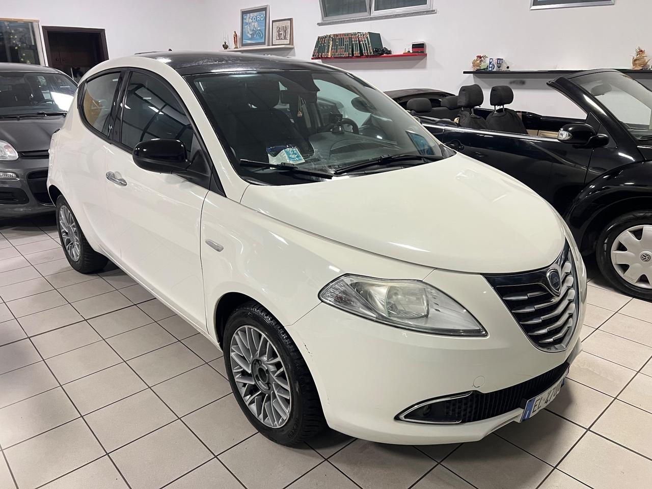 Lancia Ypsilon 1.3 MJT 16V 95 CV 5 porte Platinum Full optional