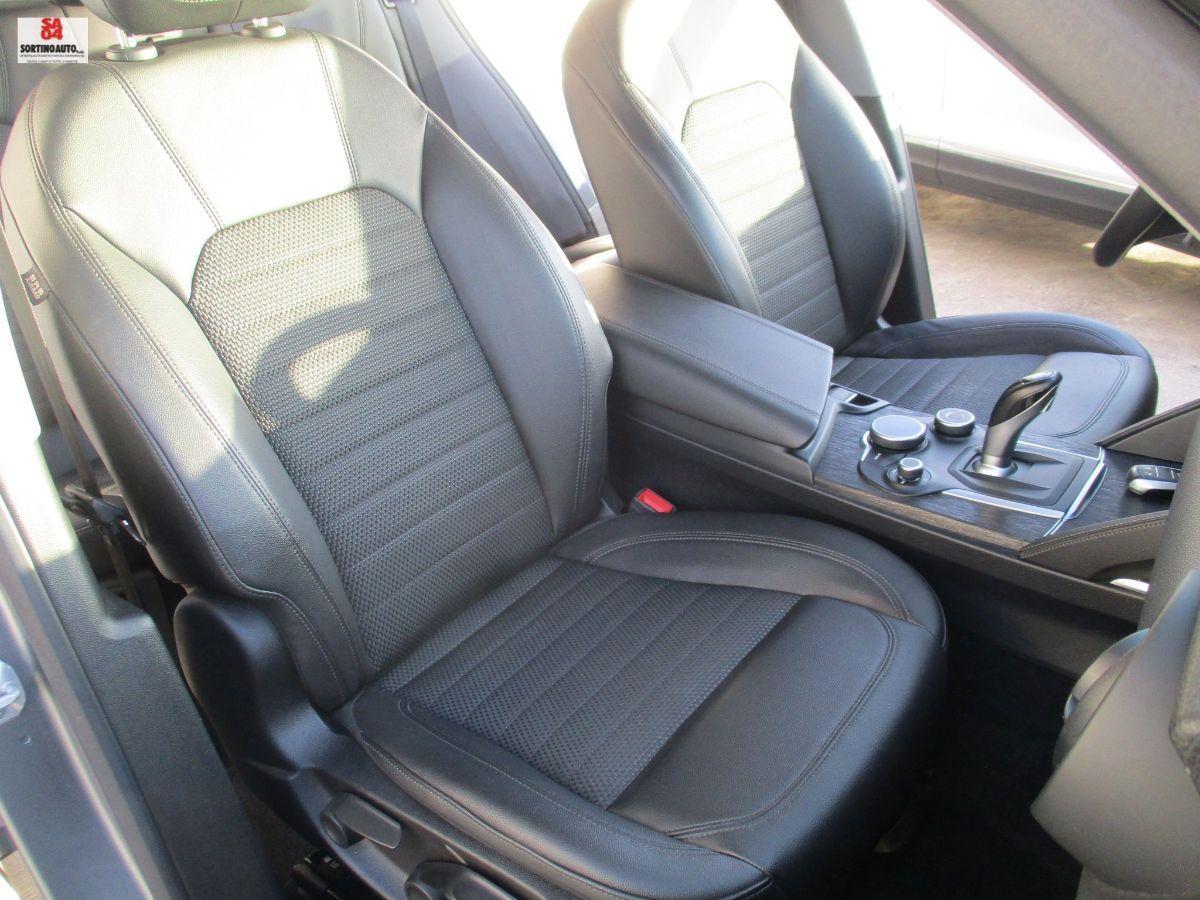 A.R.Stelvio 2.2 T.diesel 210cv AT8 Q4 B-Tech-2020 FULL