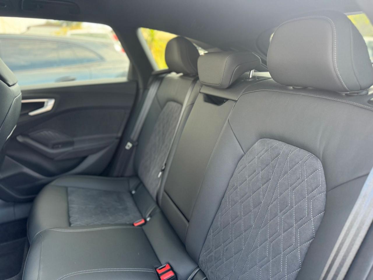 Audi A5 Avant TDI S tronic Line edition