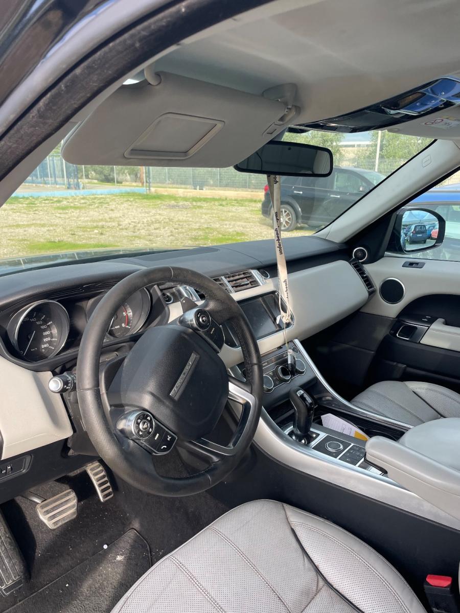 LAND ROVER - Range Rover Sport - 3.0 TDV6 HSE Dynamic