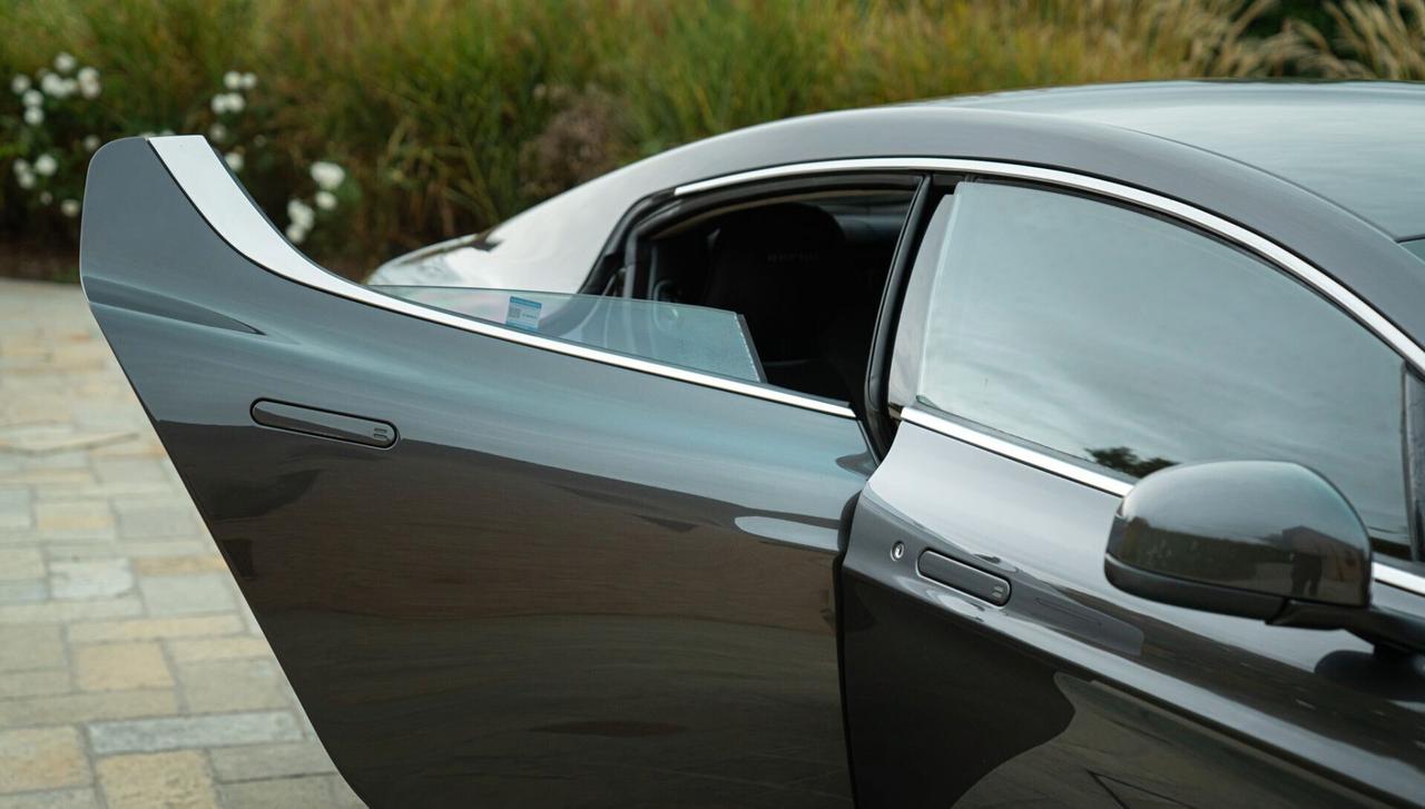 Aston Martin Rapide 4 porte