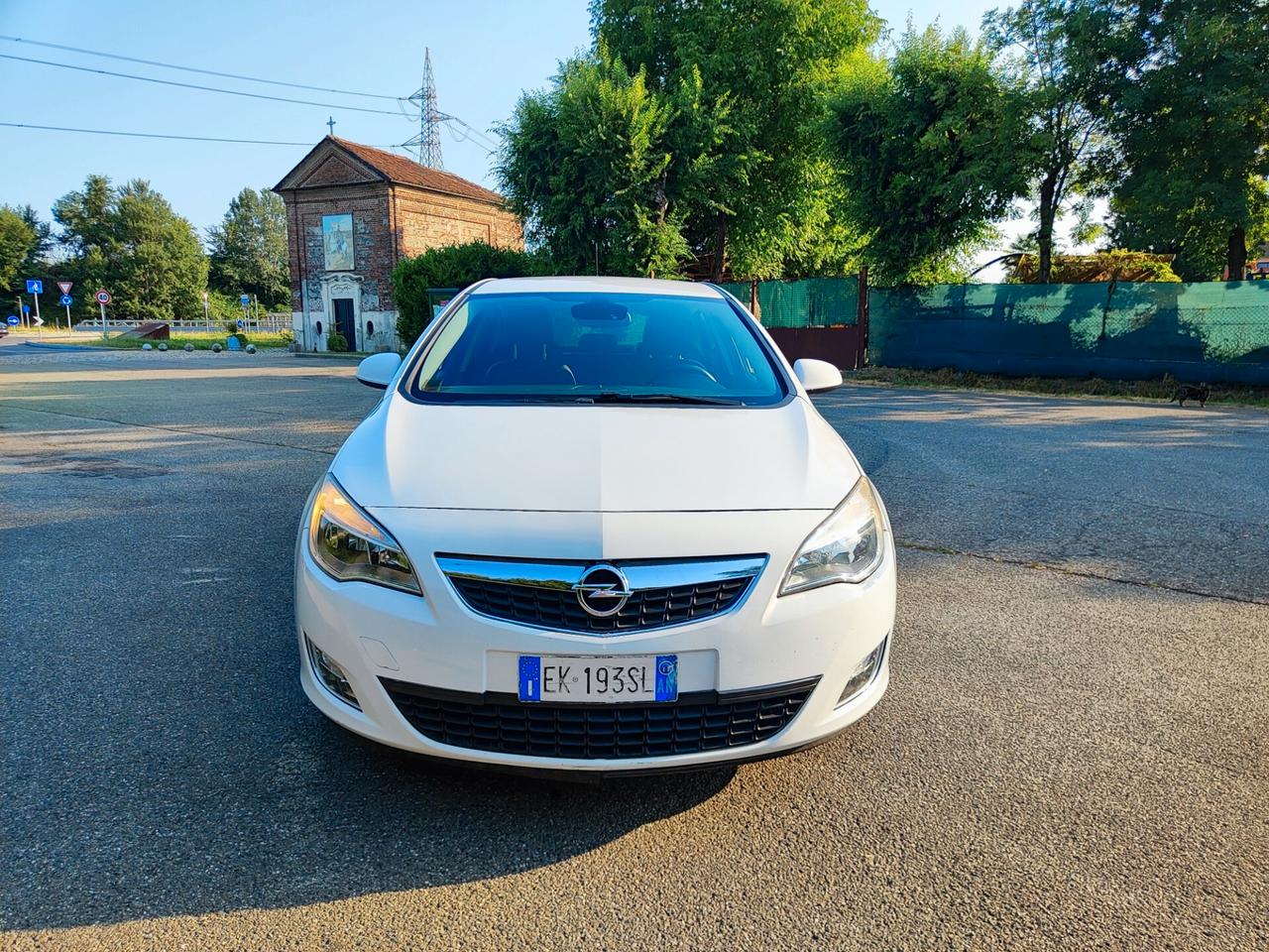 Opel Astra 1.7 CDTI 110CV 5 porte