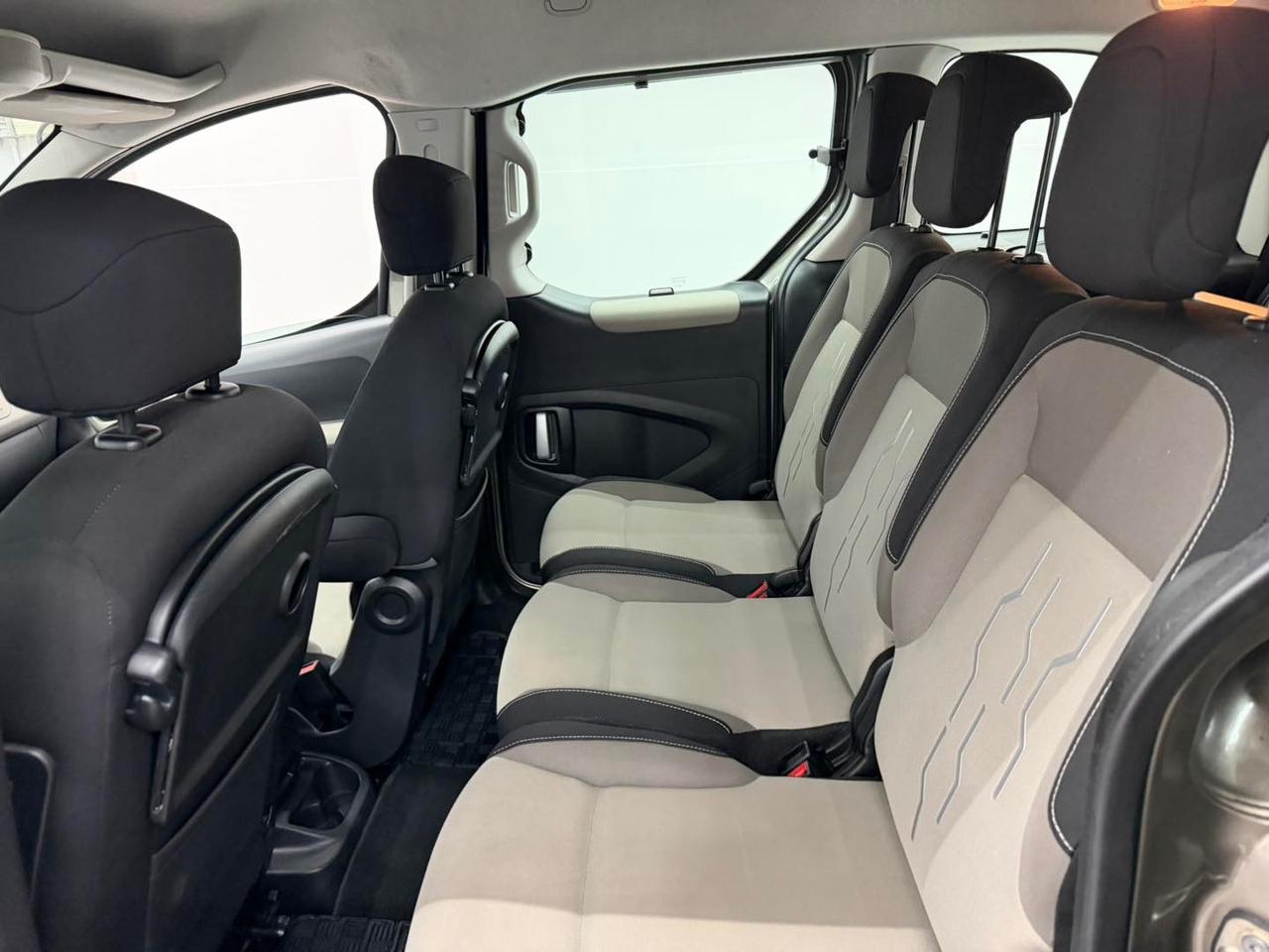 Peugeot Partner 1.6 HDi 92CV 7 posti Family 2013