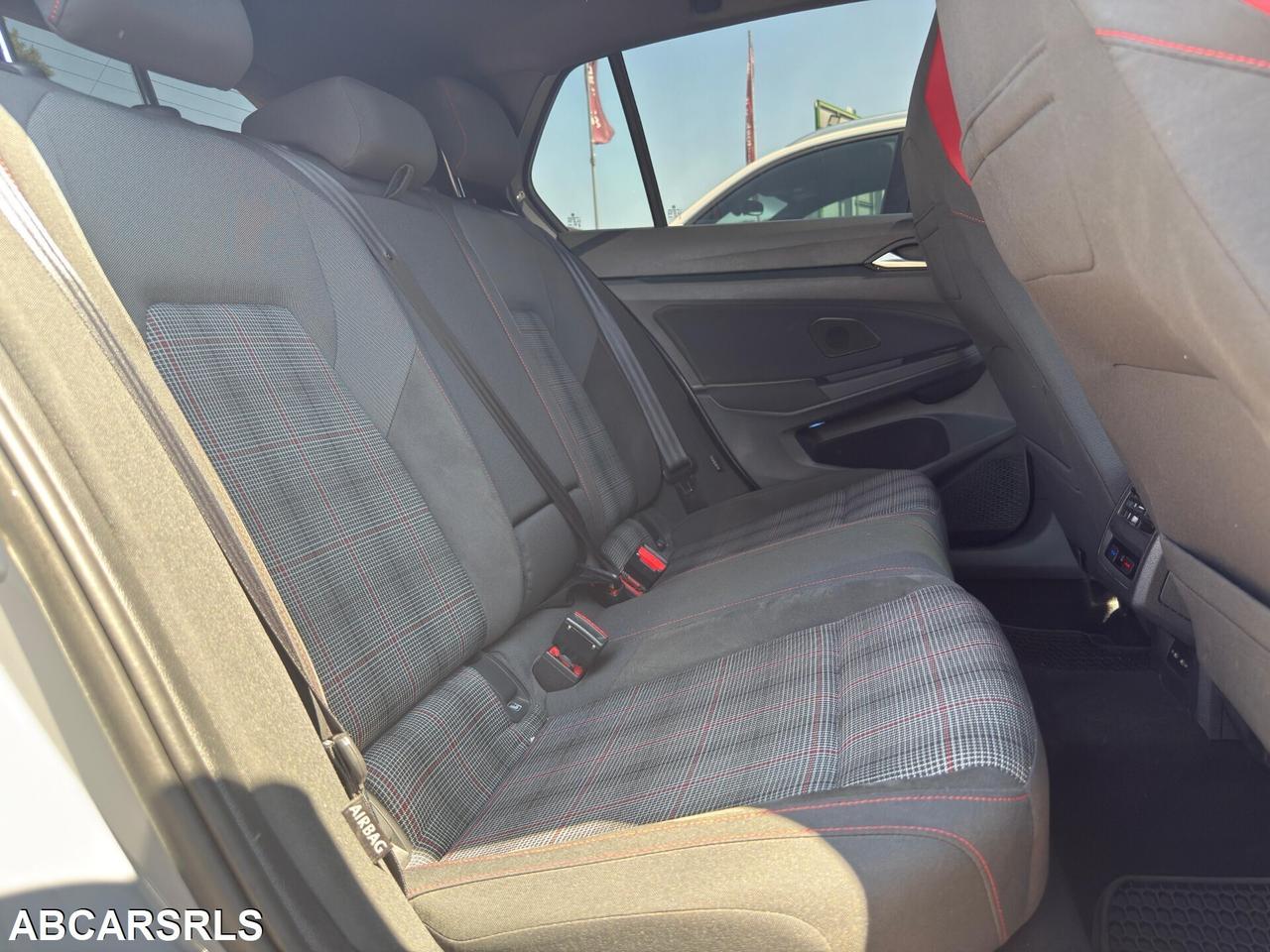 VOLKSWAGEN - Golf VIII - GTI Perf. 2.0 245CV TSI D