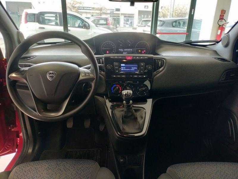 Lancia Ypsilon Ypsilon 1.0 FireFly 5 porte S&S Hybrid Silver