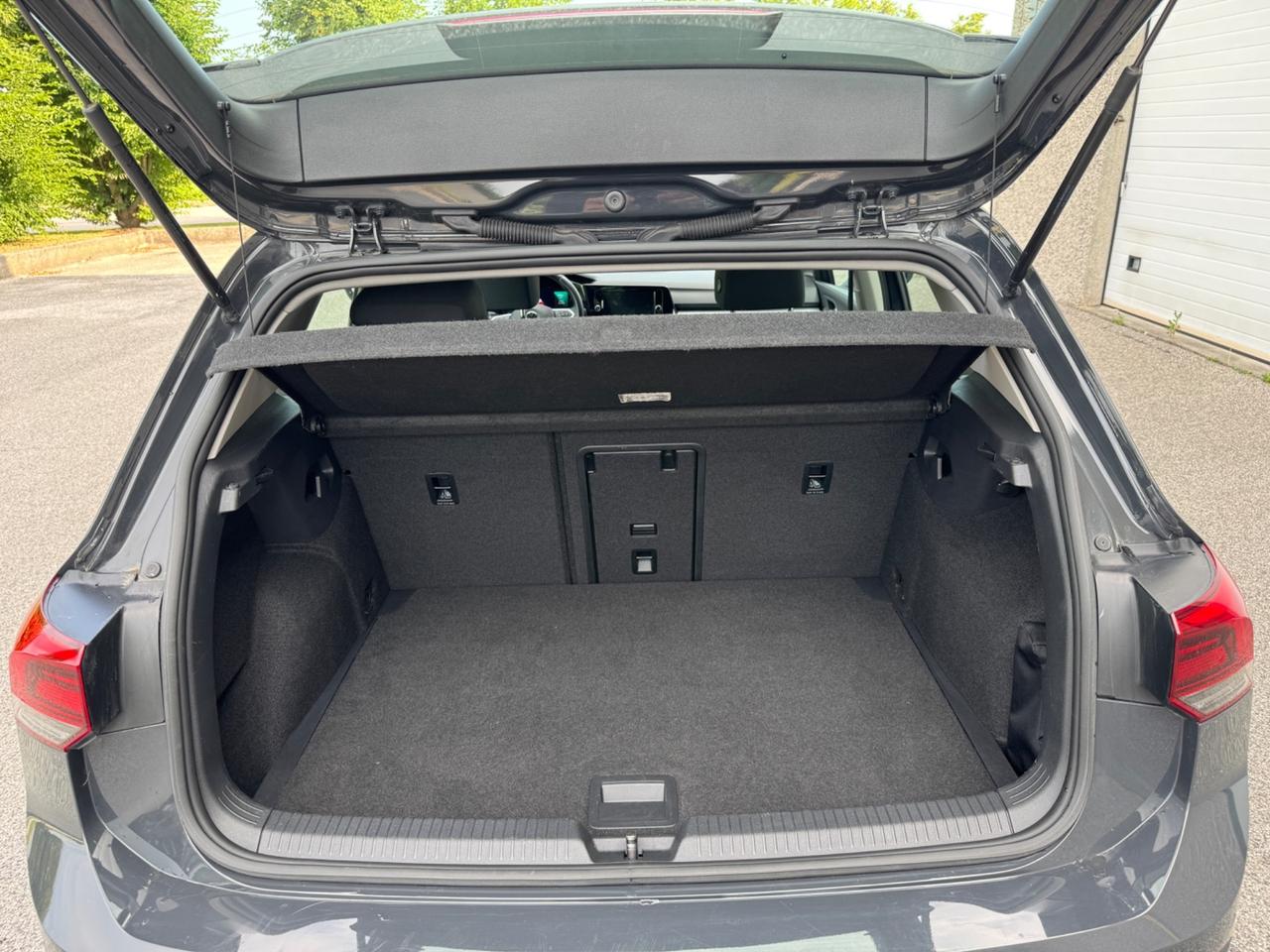Volkswagen Golf 1.5 eTSI 130 CV EVO ACT DSG Life