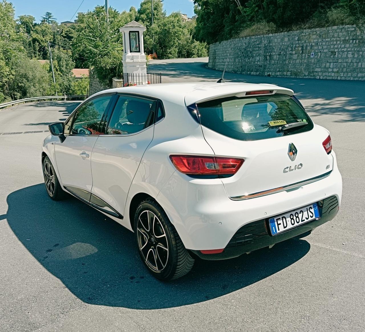 Renault Clio dCi 8V 75 CV Start&Stop 5 porte Energy Intens