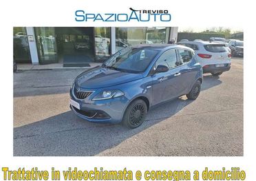 Lancia Ypsilon Ypsilon III 2021 1.0 firefly hybrid Silver s