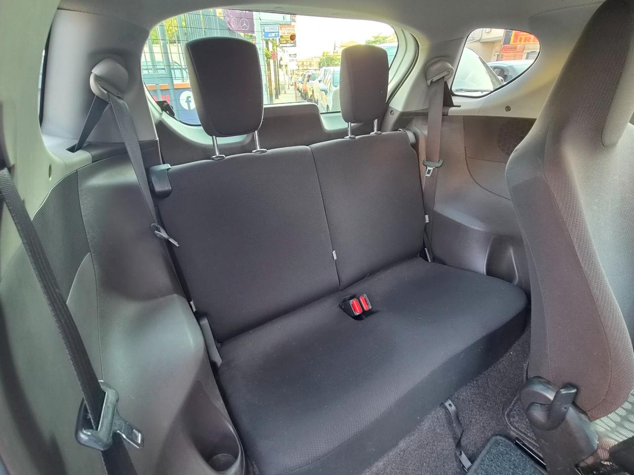 Toyota iQ 1.0 Multidrive