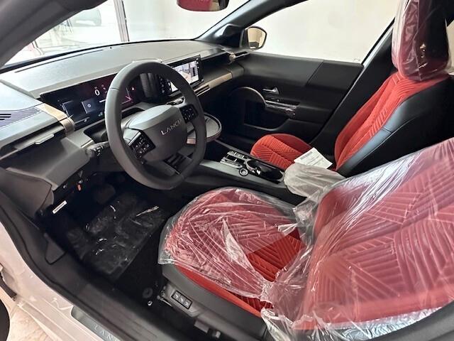 Lancia Ypsilon Hybrid e-DCT LX KM0 2026