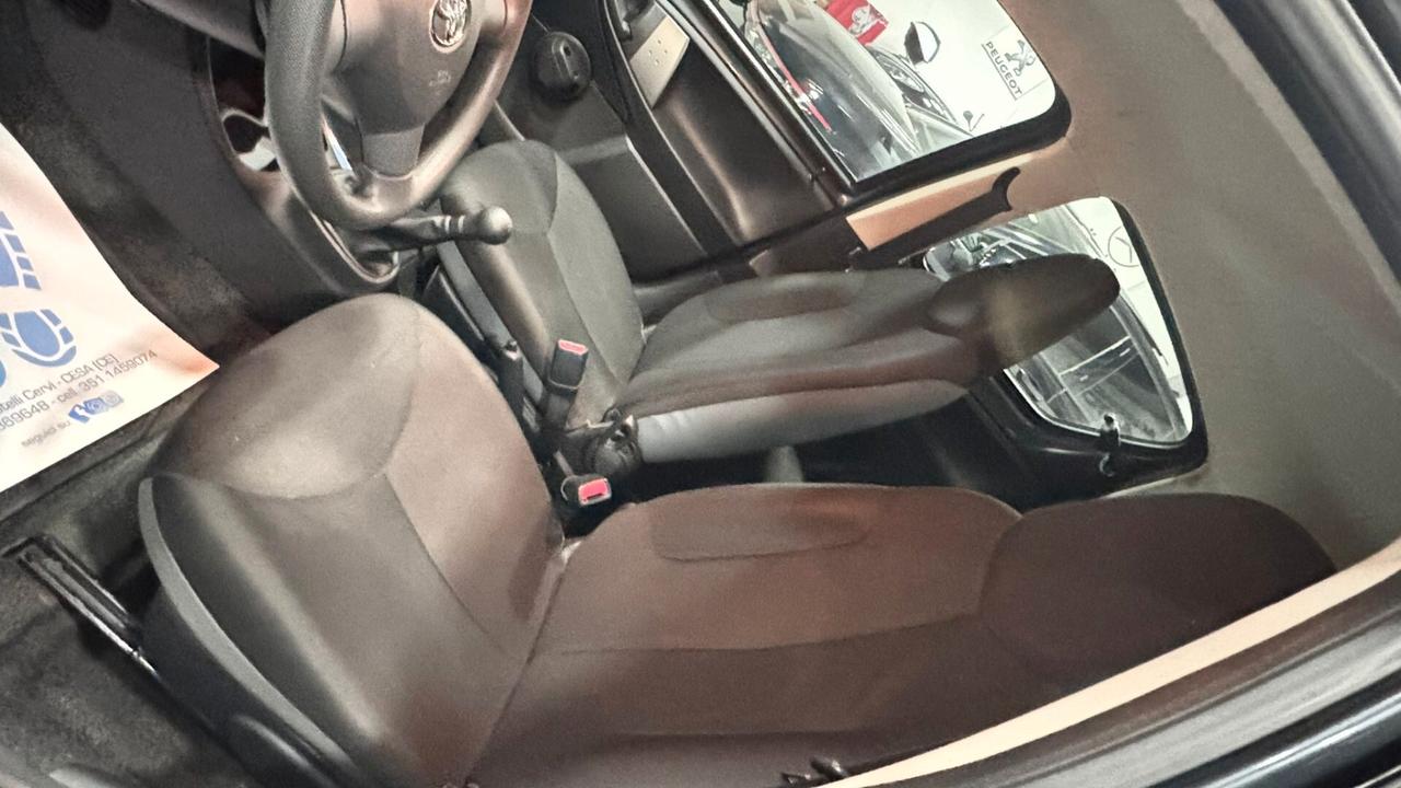 Toyota Aygo 1.0 VVT-i 69 CV 5 porte x-cool