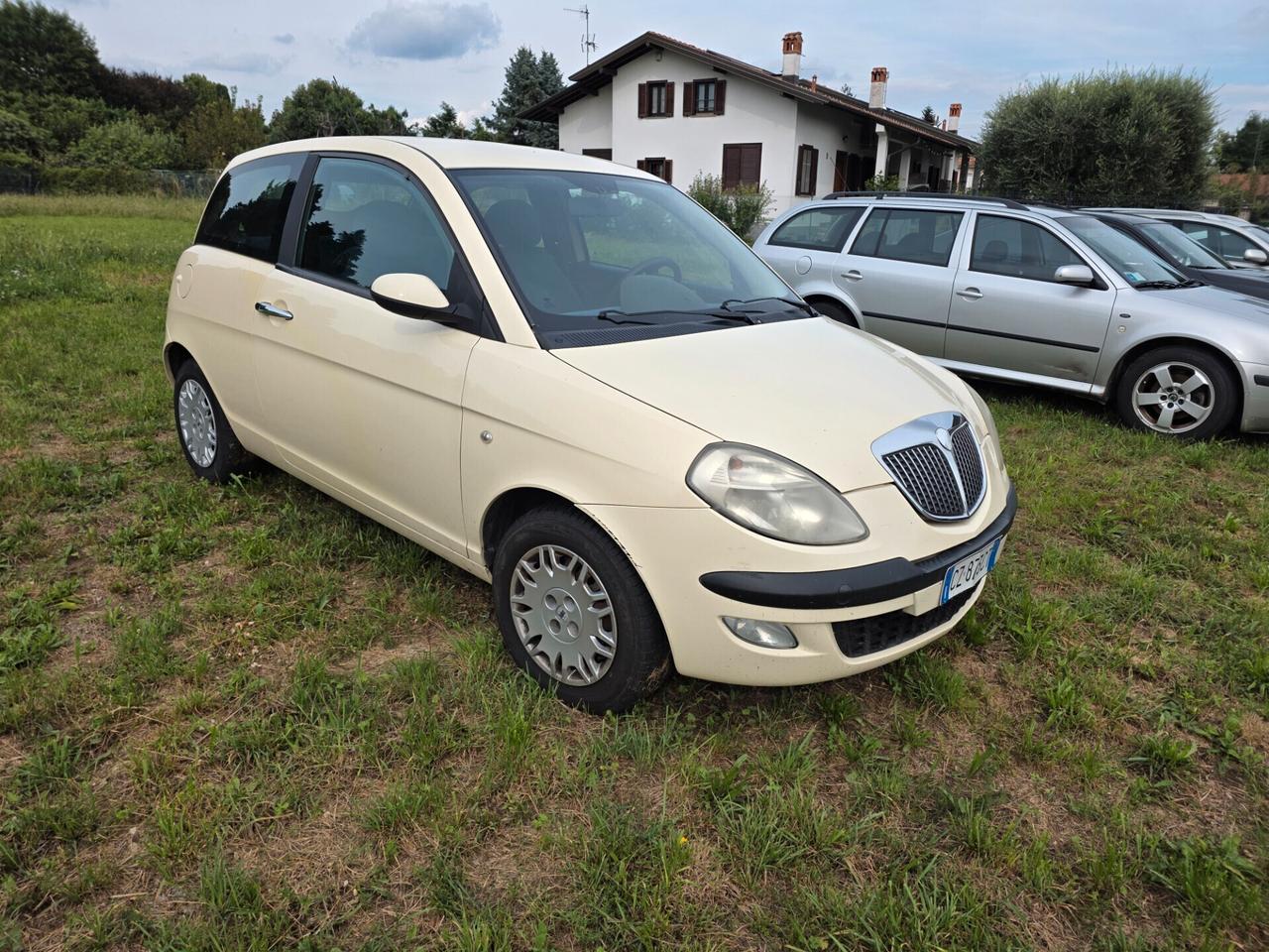 Lancia Ypsilon 1.2 Argento