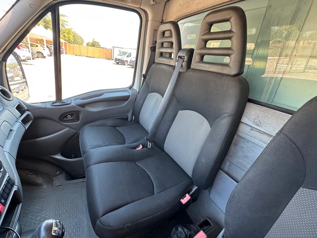 IVECO DAILY 35C15 3 POSTI CASSONE CENTINATO