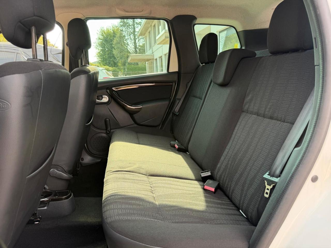 Dacia Duster 1.5 dCi 110CV 4x4 Lauréate GANCIO TRAINO