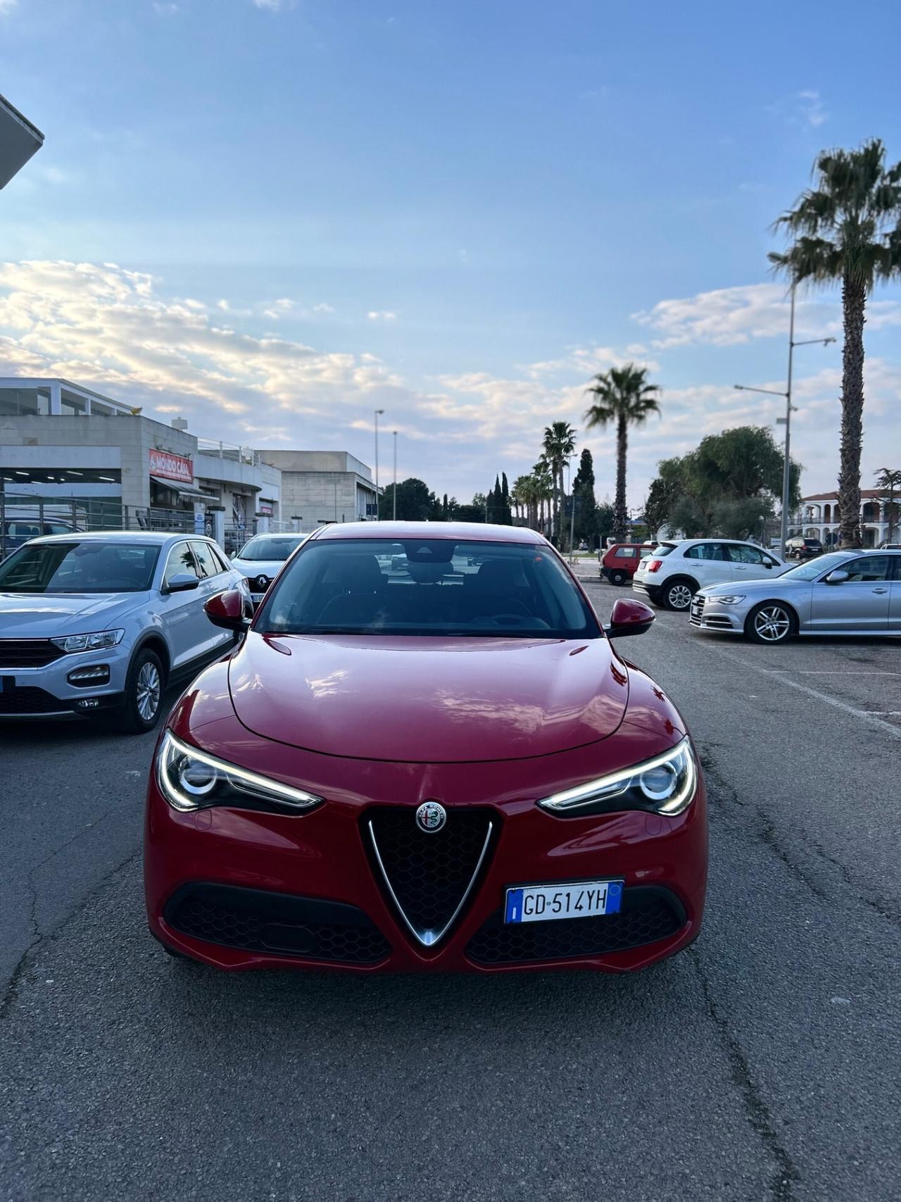 Alfa Romeo Stelvio 2.2 Turbodiesel 160 CV AT8 RWD Super