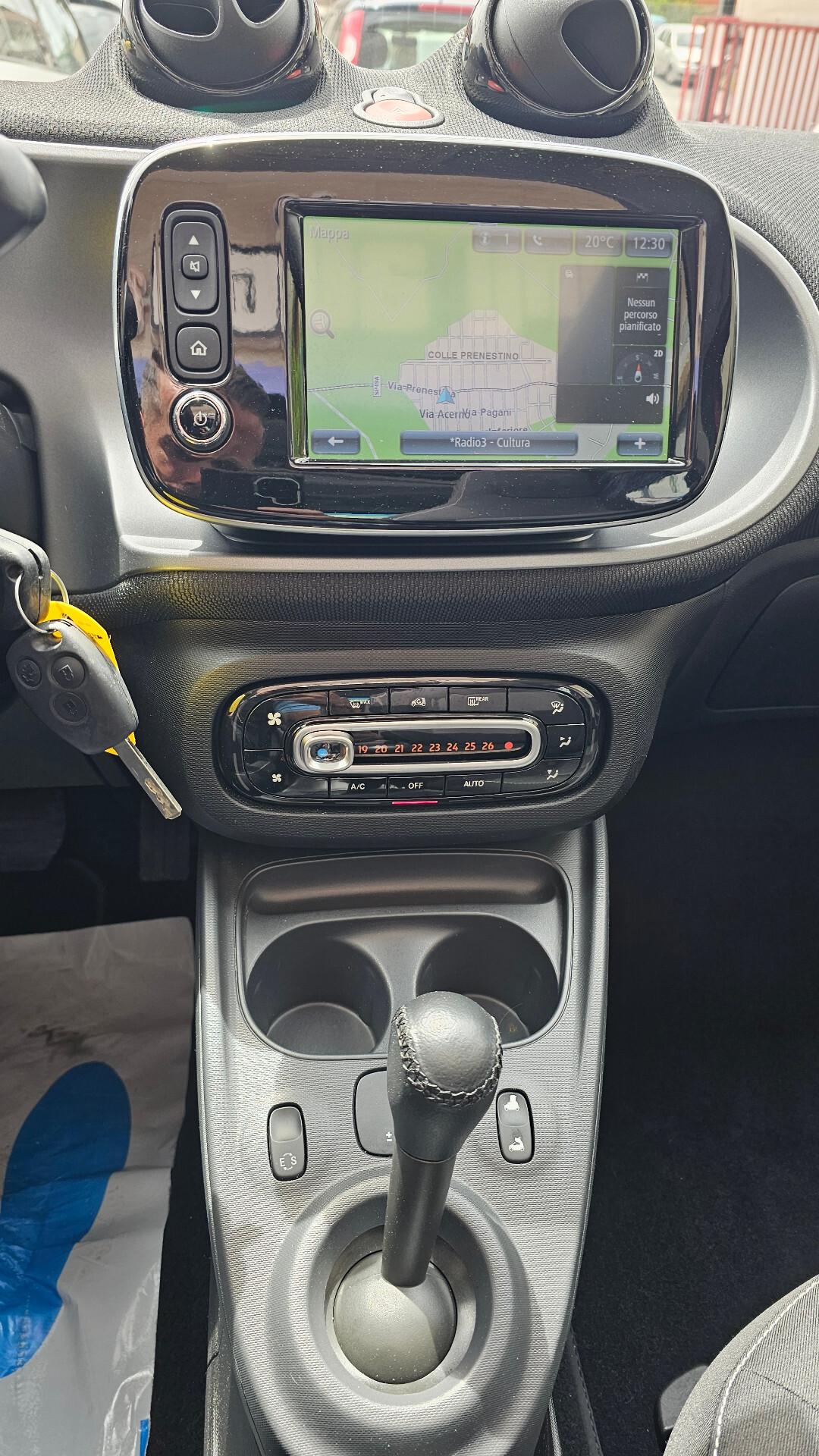 Smart Forfour CABRIO 70 1.0 twinamic Passion NAV RETROCAM SENSORI TAGL UFF