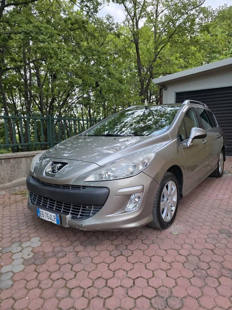 Peugeot 308 1.6 HDi 110CV 5p. Premium (6 Marce)