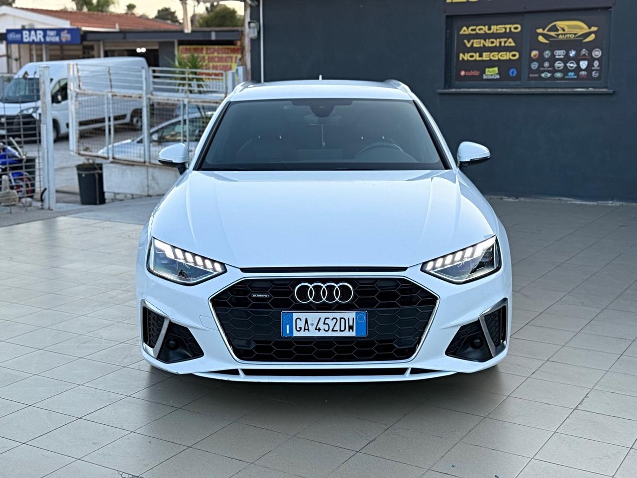 Audi A4 Avant 40 TDI quattro S tronic line edition