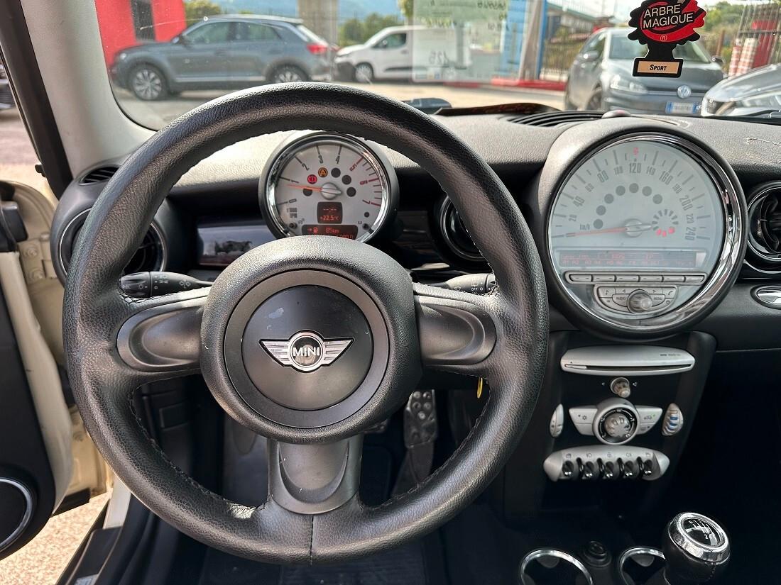 Mini Mini 1.6 16V Cooper D