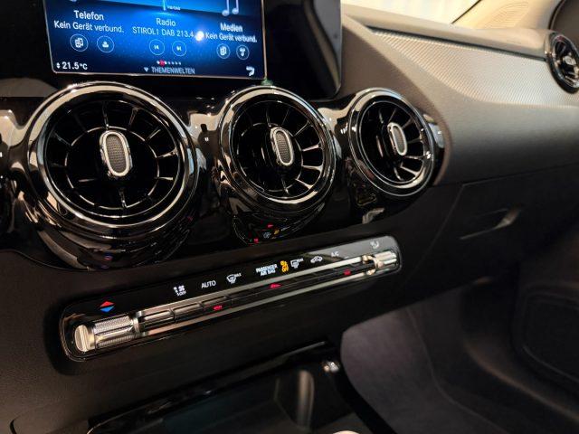MERCEDES-BENZ B 180 d Assist Radio Park Assist Clima