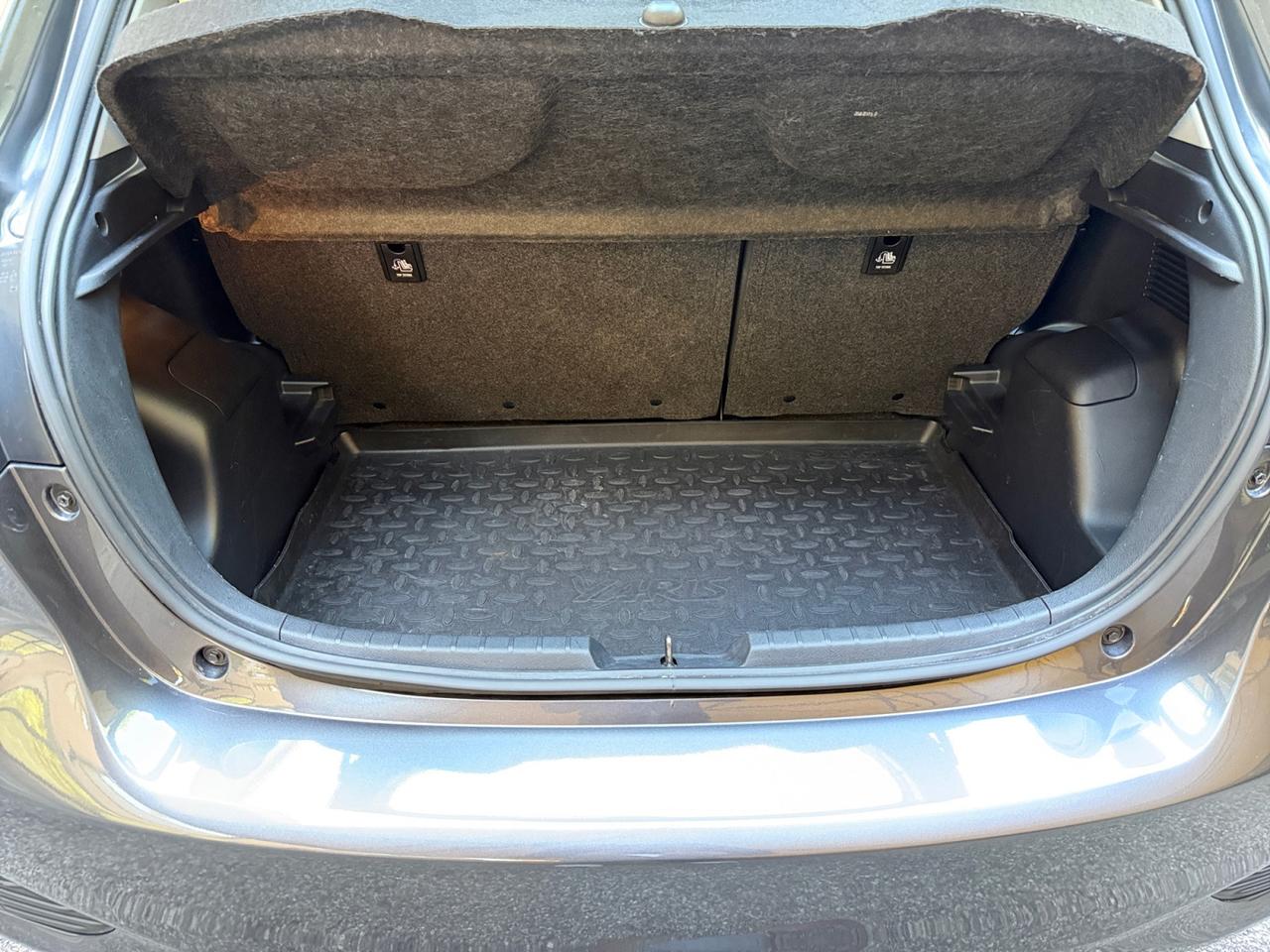 Toyota Yaris 5 Porte Yaris 5p 1.5h Active my18 "KM 42400 !!!"