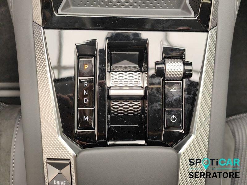 DS DS4 N°4 ÉTOILE ALCANTARA