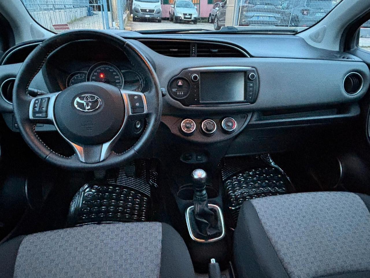 Toyota Yaris 1.4 D-4D 5 porte Lounge