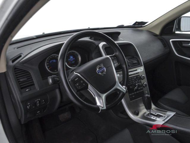 VOLVO XC60 D5 AWD Geartronic Momentum - PER OPERATORI DEL SET