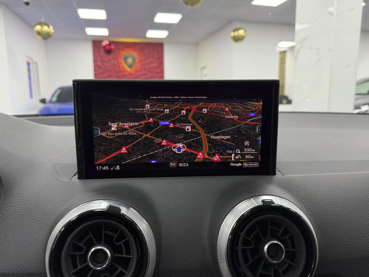 Audi Q2 30 TDI Identity Black S-LINE