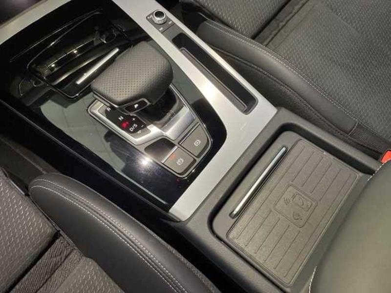 Audi Q5 II 2020 Audi 40 2.0 tdi mhev 12V S line quattro s-tronic