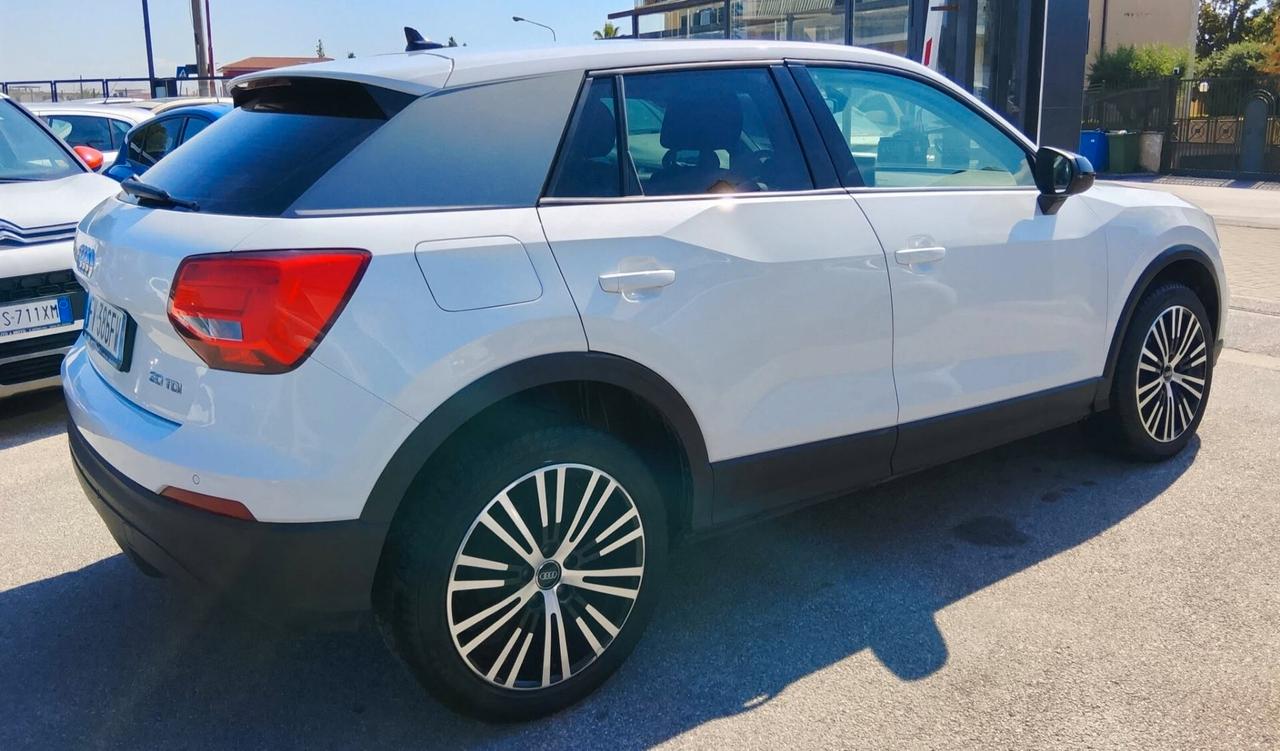 Audi Q2 1.6 TDI S TRONIC 110K KM!