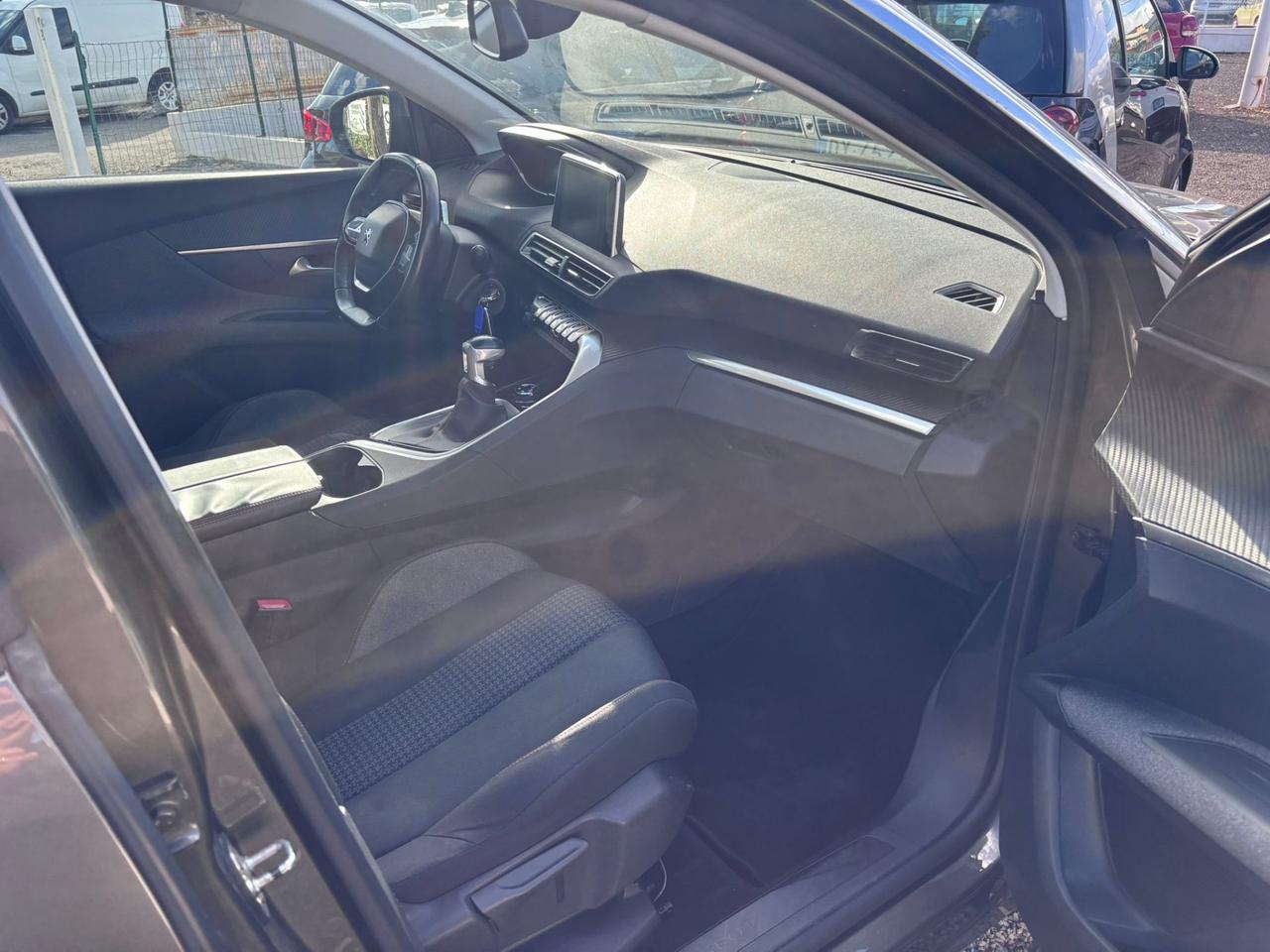 Peugeot 3008 BlueHDi 120 S&S Active