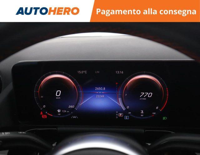 MERCEDES-BENZ GLA 180 d Automatic Premium