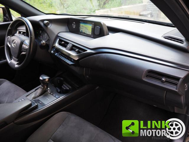 LEXUS UX 250h Hybrid Business